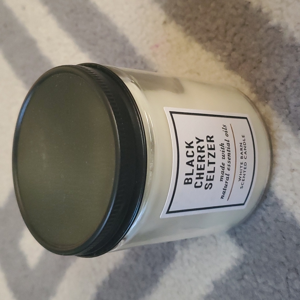 Black Cherry Seltzer 🍒